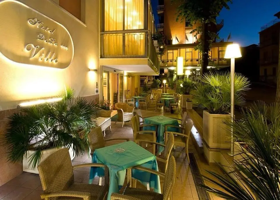 ***  Hotel De La Ville Rimini Italy