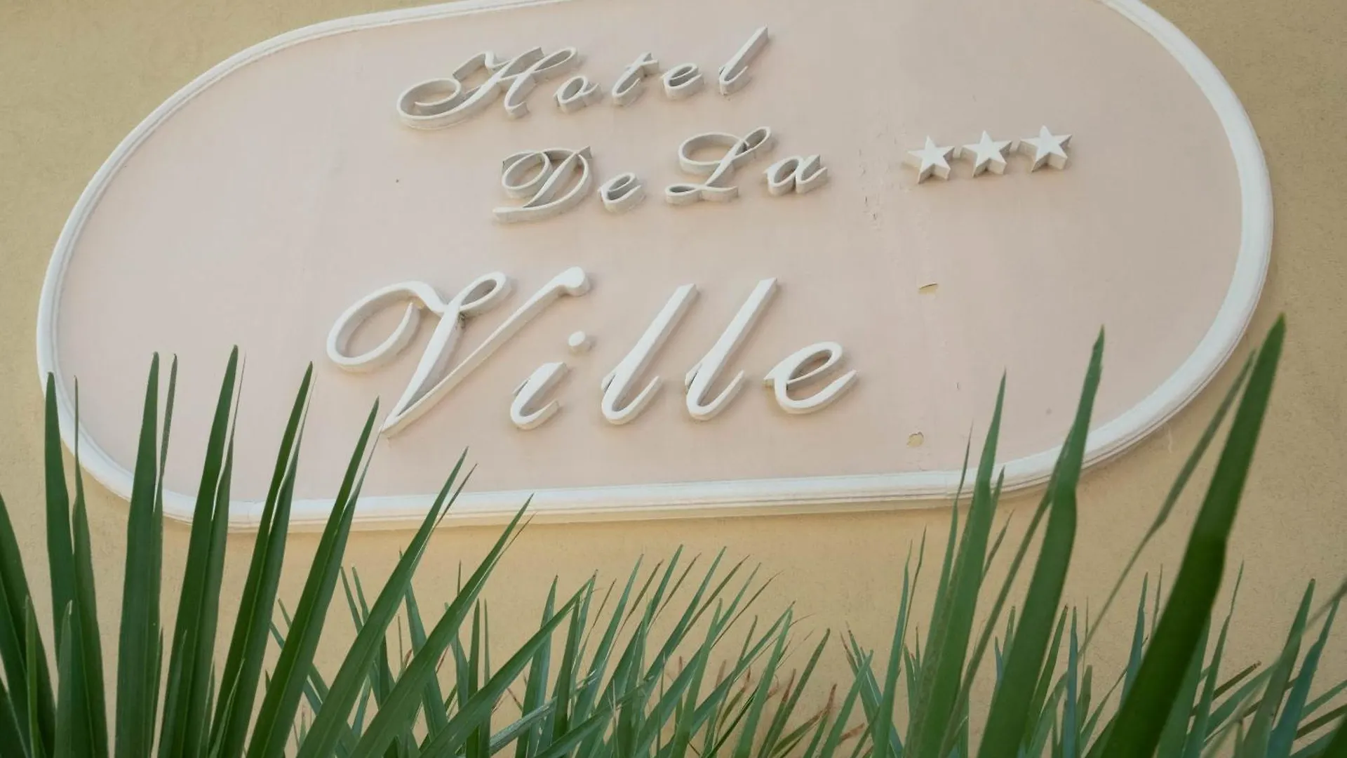 Hotel De La Ville Rimini 3*,  Italy